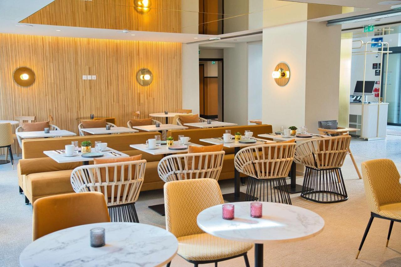 Hotel Yac Paris Clichy, A Member Of Radisson Individuals Ngoại thất bức ảnh