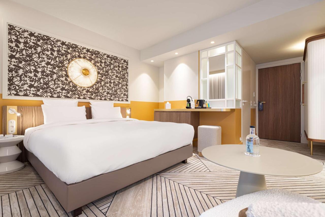 Hotel Yac Paris Clichy, A Member Of Radisson Individuals Ngoại thất bức ảnh