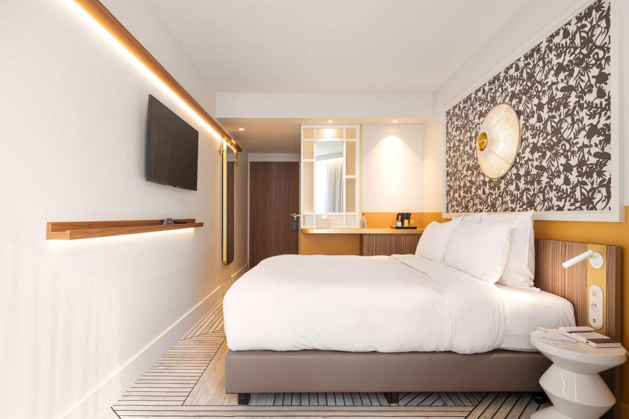 Hotel Yac Paris Clichy, A Member Of Radisson Individuals Ngoại thất bức ảnh