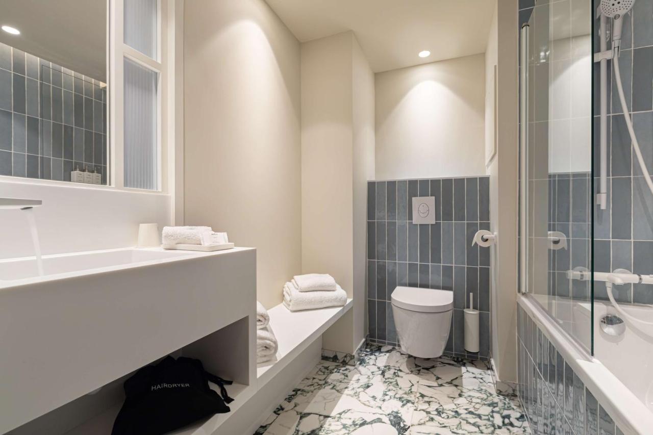 Hotel Yac Paris Clichy, A Member Of Radisson Individuals Ngoại thất bức ảnh