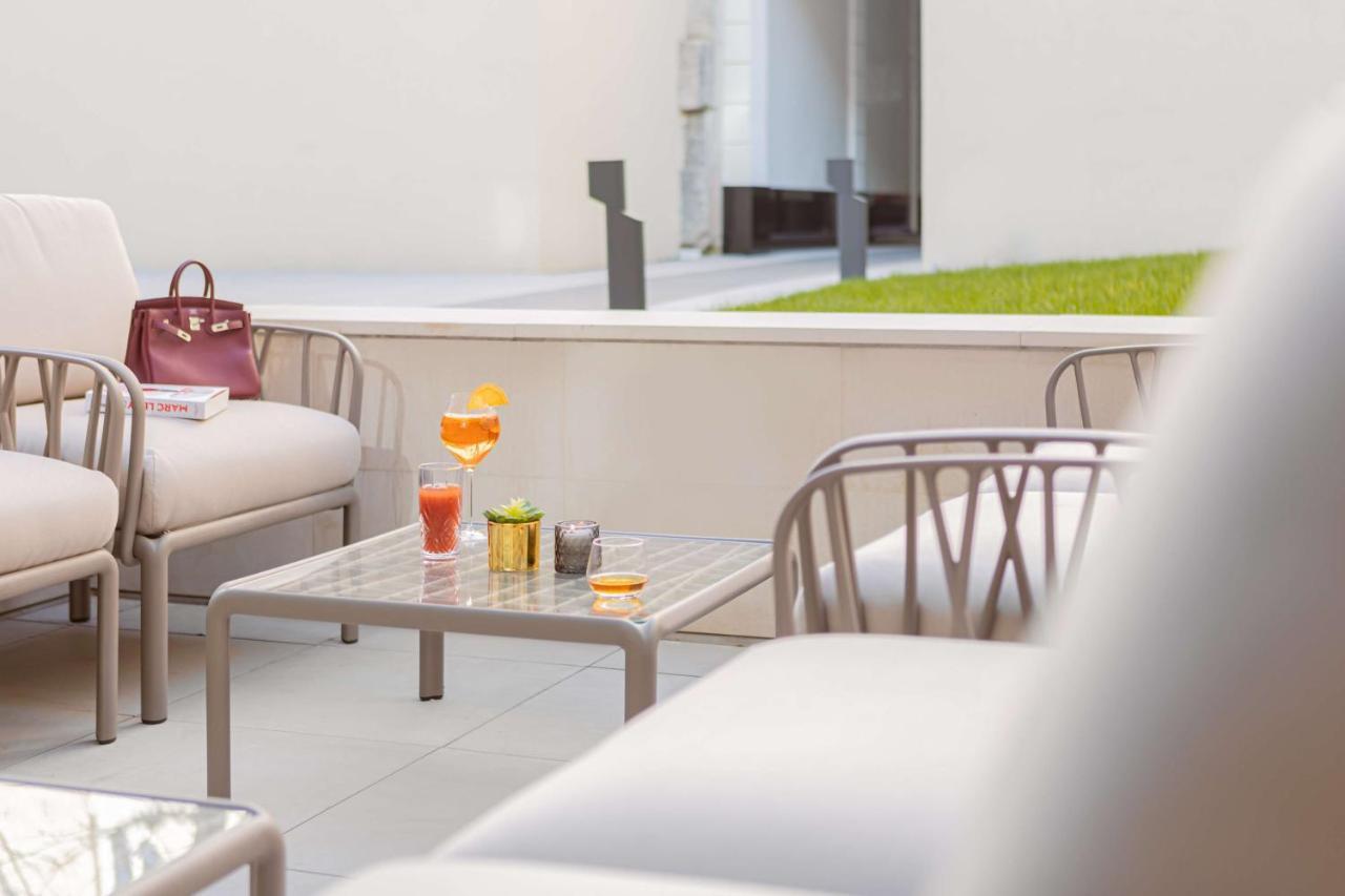 Hotel Yac Paris Clichy, A Member Of Radisson Individuals Ngoại thất bức ảnh